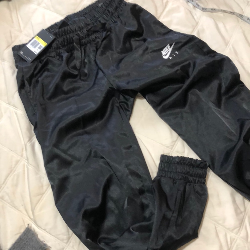 BNWT NIKE SATIN HAREM JOGGER